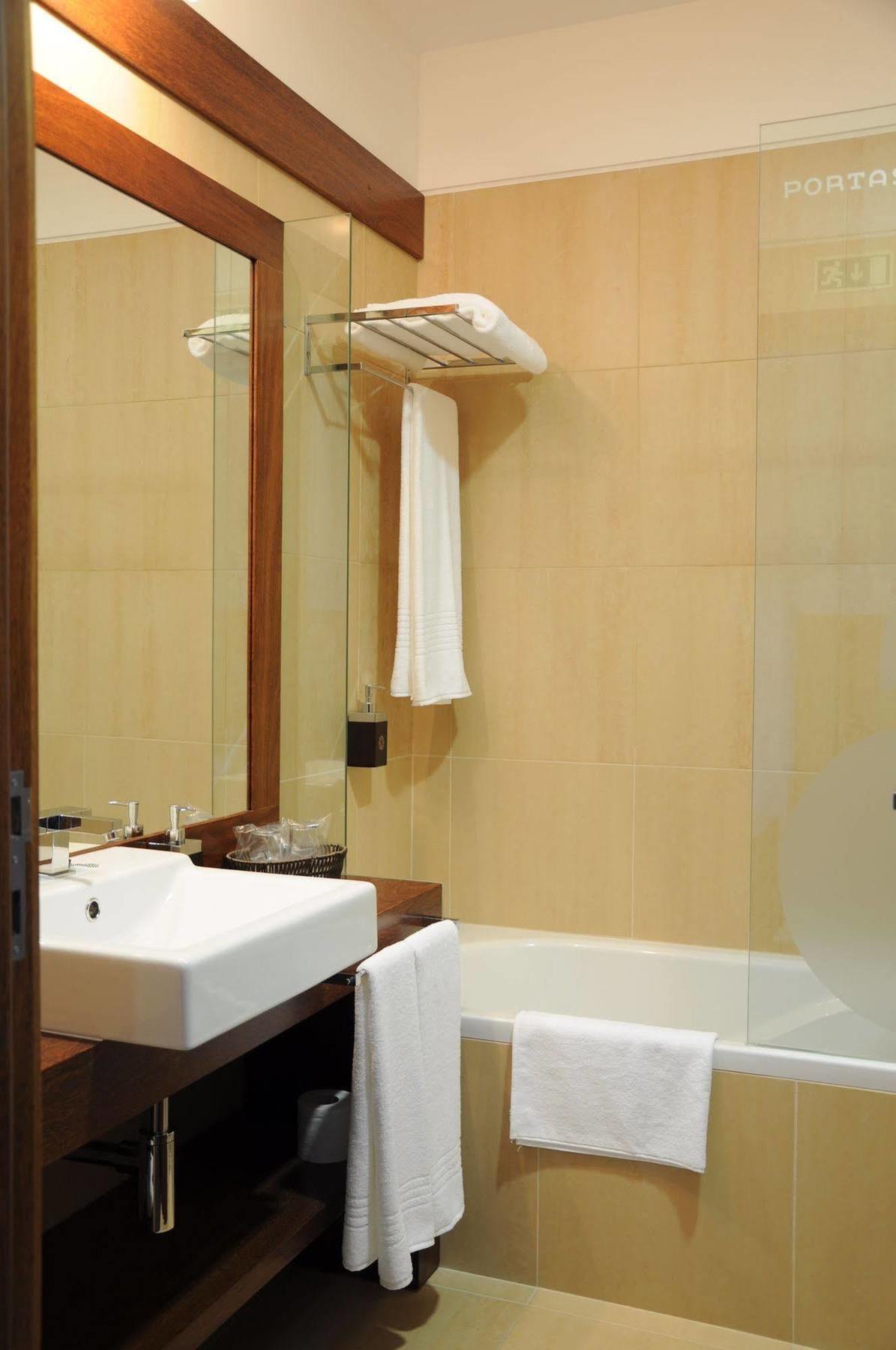 Hotel Portas De Santa Rita Ermesinde Εξωτερικό φωτογραφία